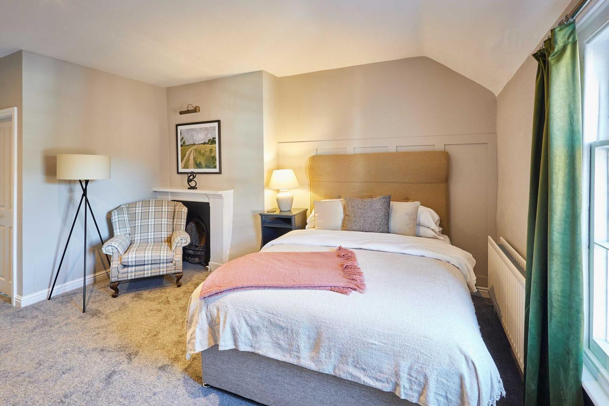 Host & Stay - The Raven Hotel Much Wenlock Εξωτερικό φωτογραφία