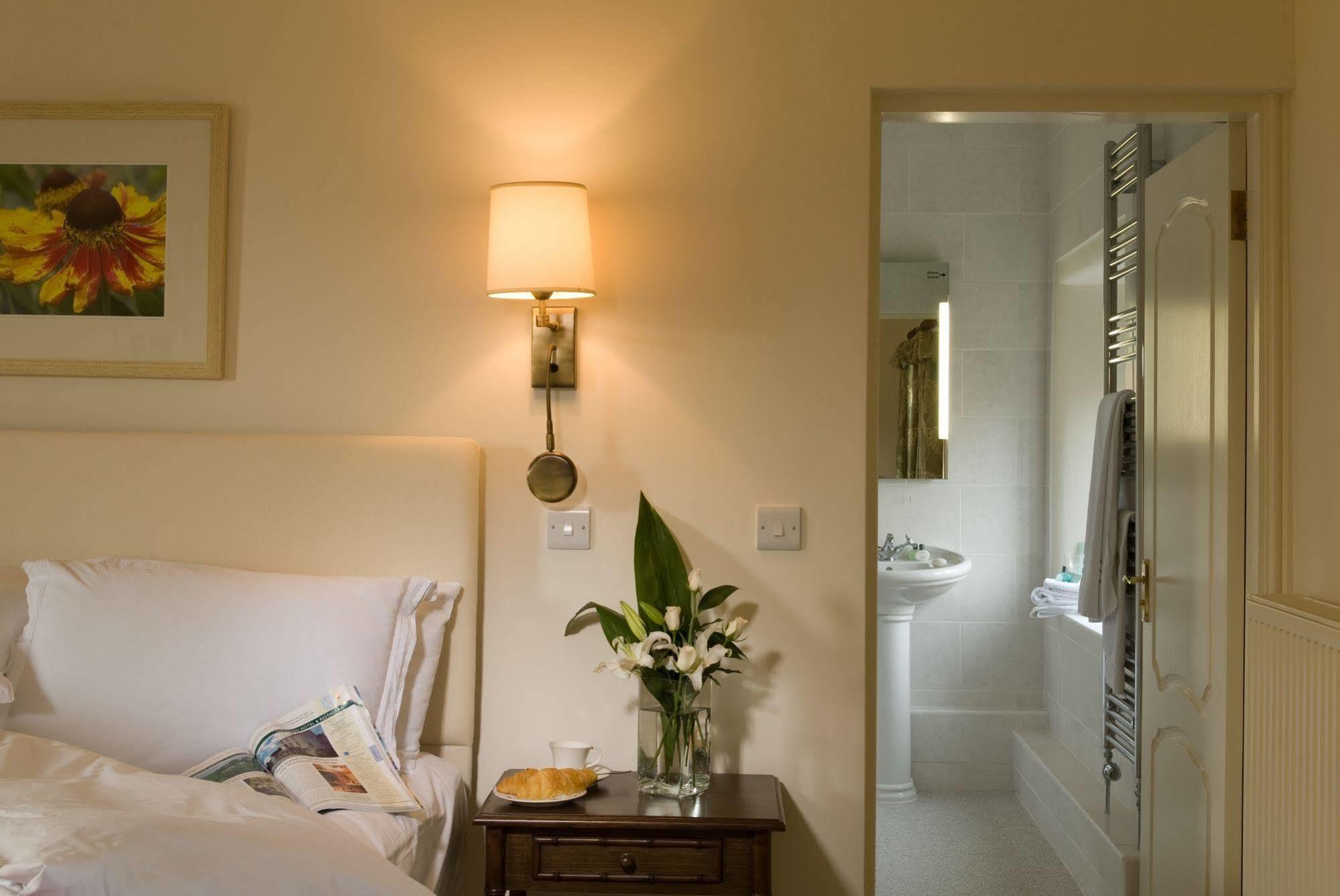 Host & Stay - The Raven Hotel Much Wenlock Εξωτερικό φωτογραφία